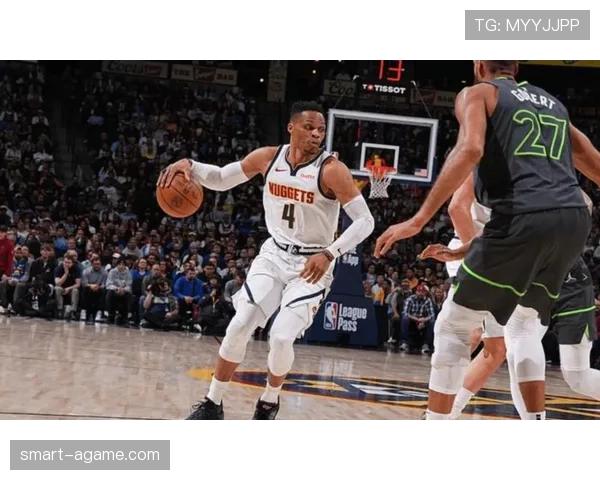 威斯布鲁克突破拉开场上空间提升关键时刻得分效率