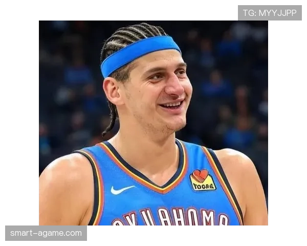 张伯伦内线单打主导与约基奇高位组织差异明显