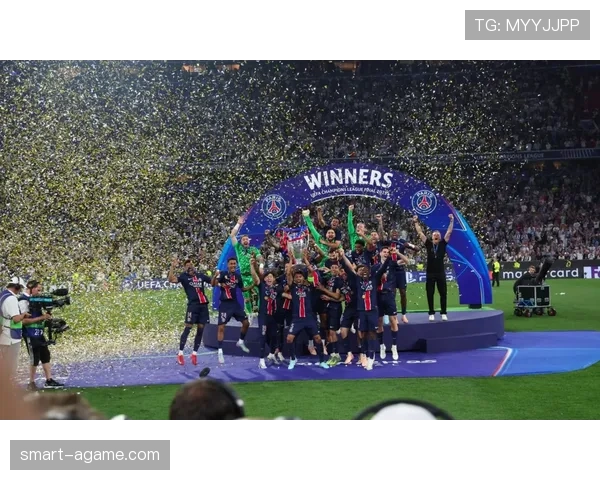 三中卫看着稳，国米防线其实已经藏不住漏洞了？